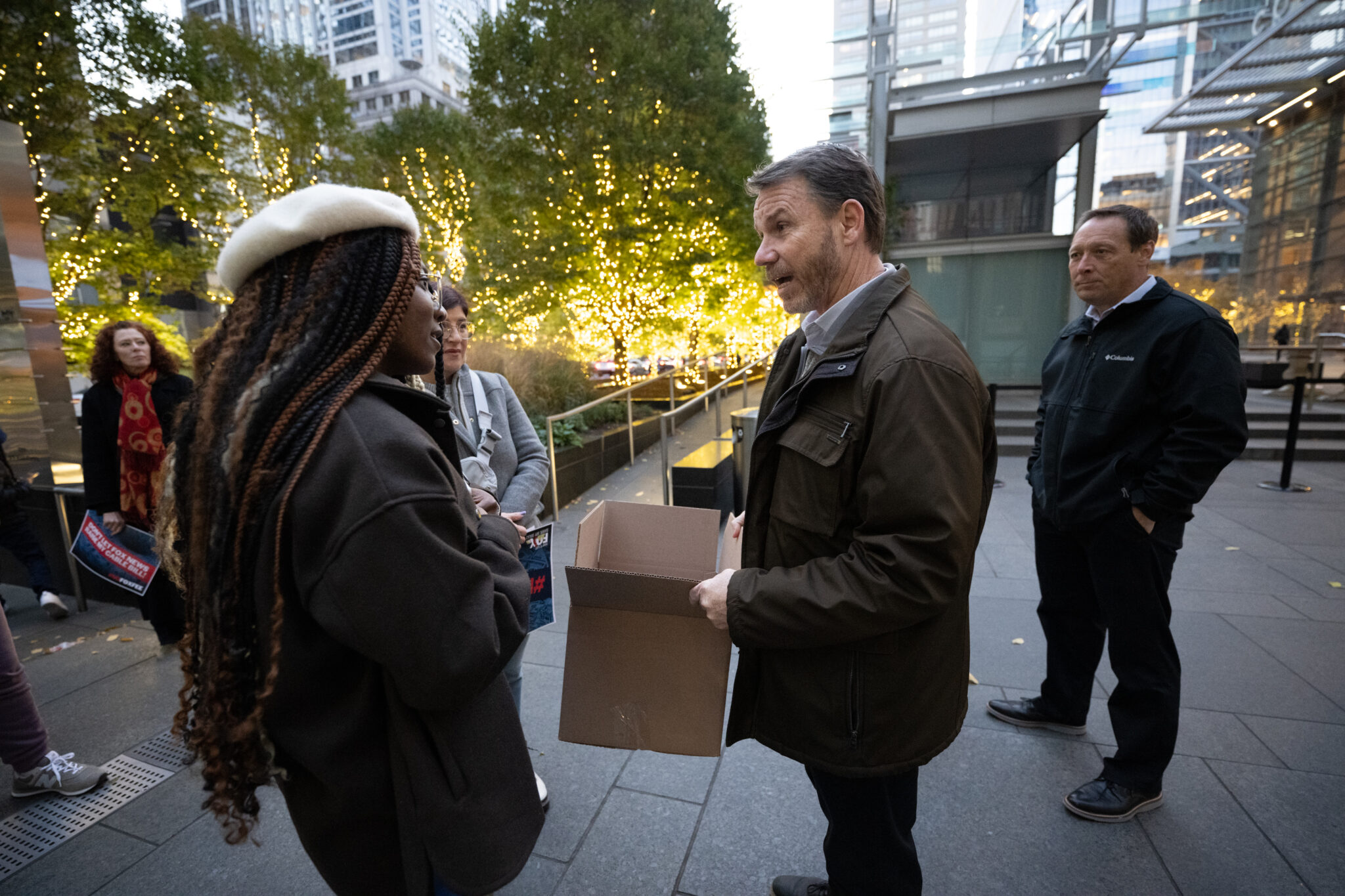 Media and Democracy Campaigner meets with Comcast Representative 